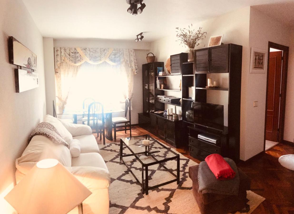 Apartamento Centrico En Monforte De Lemos - No Wifi - Parking Privado Exterior foto